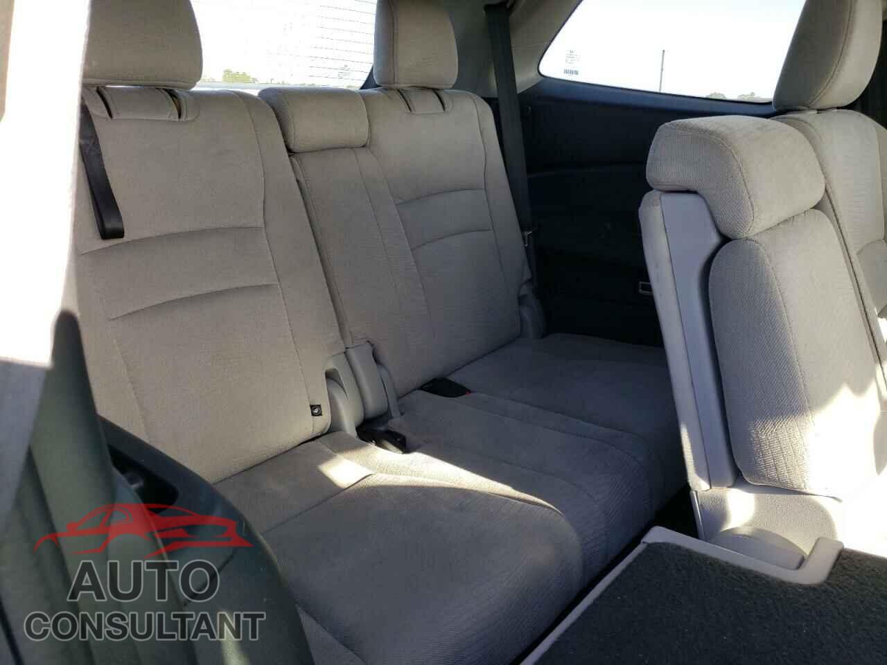 HONDA PILOT 2016 - 5FNYF6H30GB087204