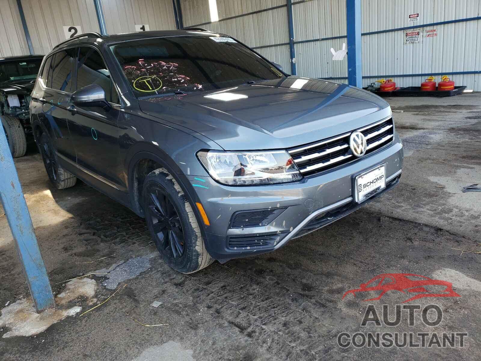 VOLKSWAGEN TIGUAN 2018 - 3VV2B7AX9JM074816