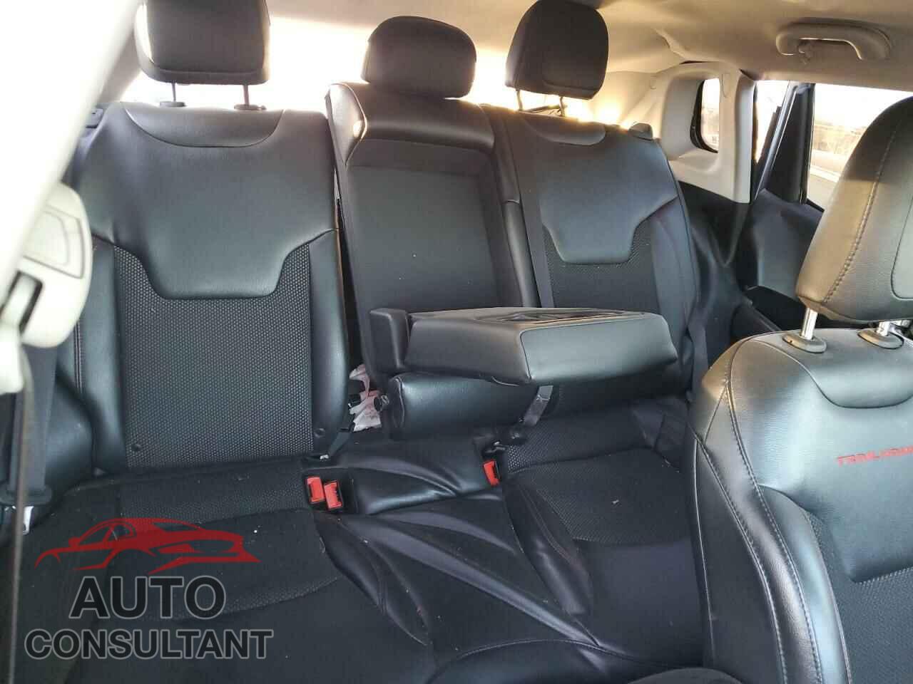 JEEP COMPASS 2019 - 3C4NJDDB9KT671338