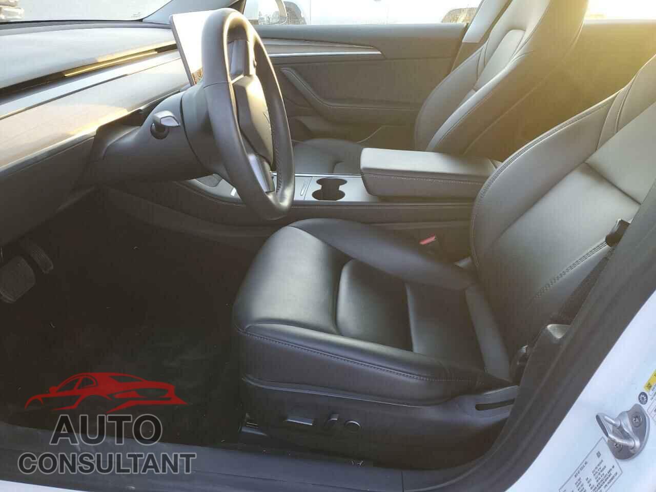 TESLA MODEL 3 2021 - 5YJ3E1EAXMF097737