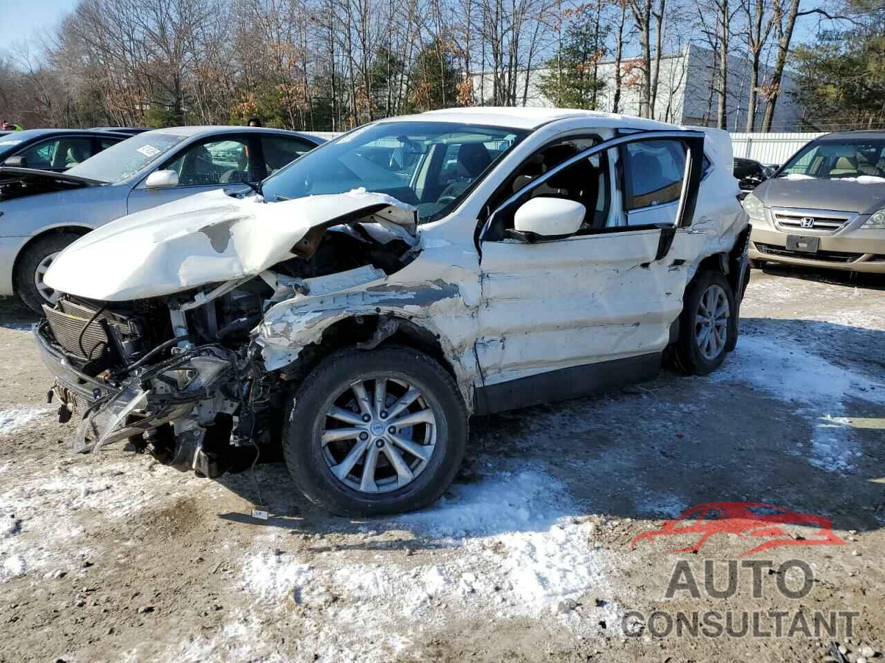 NISSAN ROGUE 2017 - JN1BJ1CR3HW110574