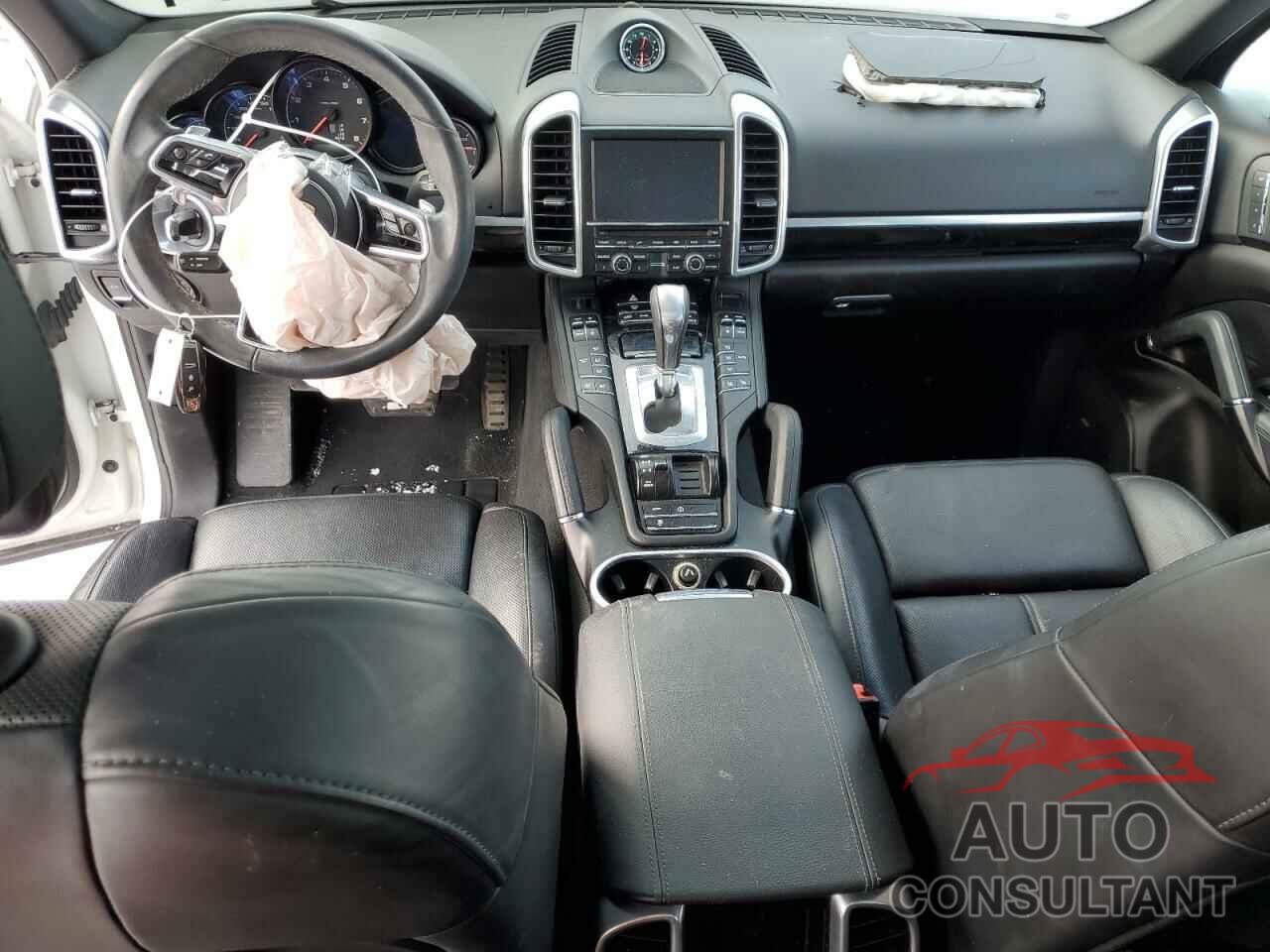 PORSCHE CAYENNE 2016 - WP1AA2A20GLA02447