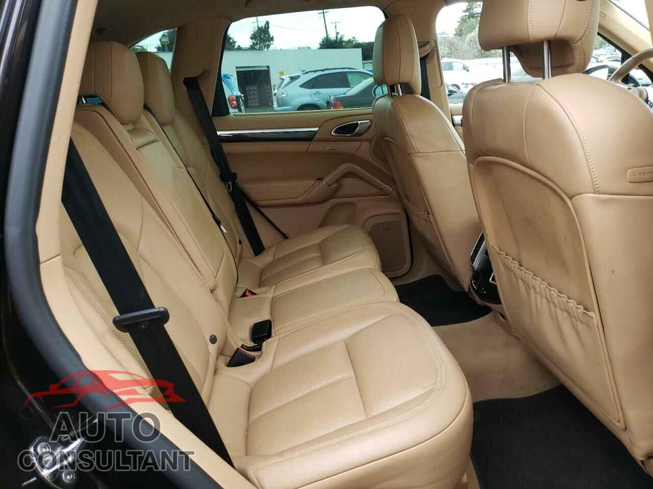 PORSCHE CAYENNE 2017 - WP1AE2A26HLA71472
