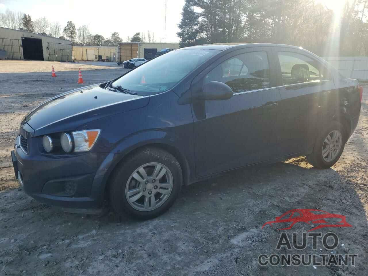 CHEVROLET SONIC 2016 - 1G1JC5SH1G4138332