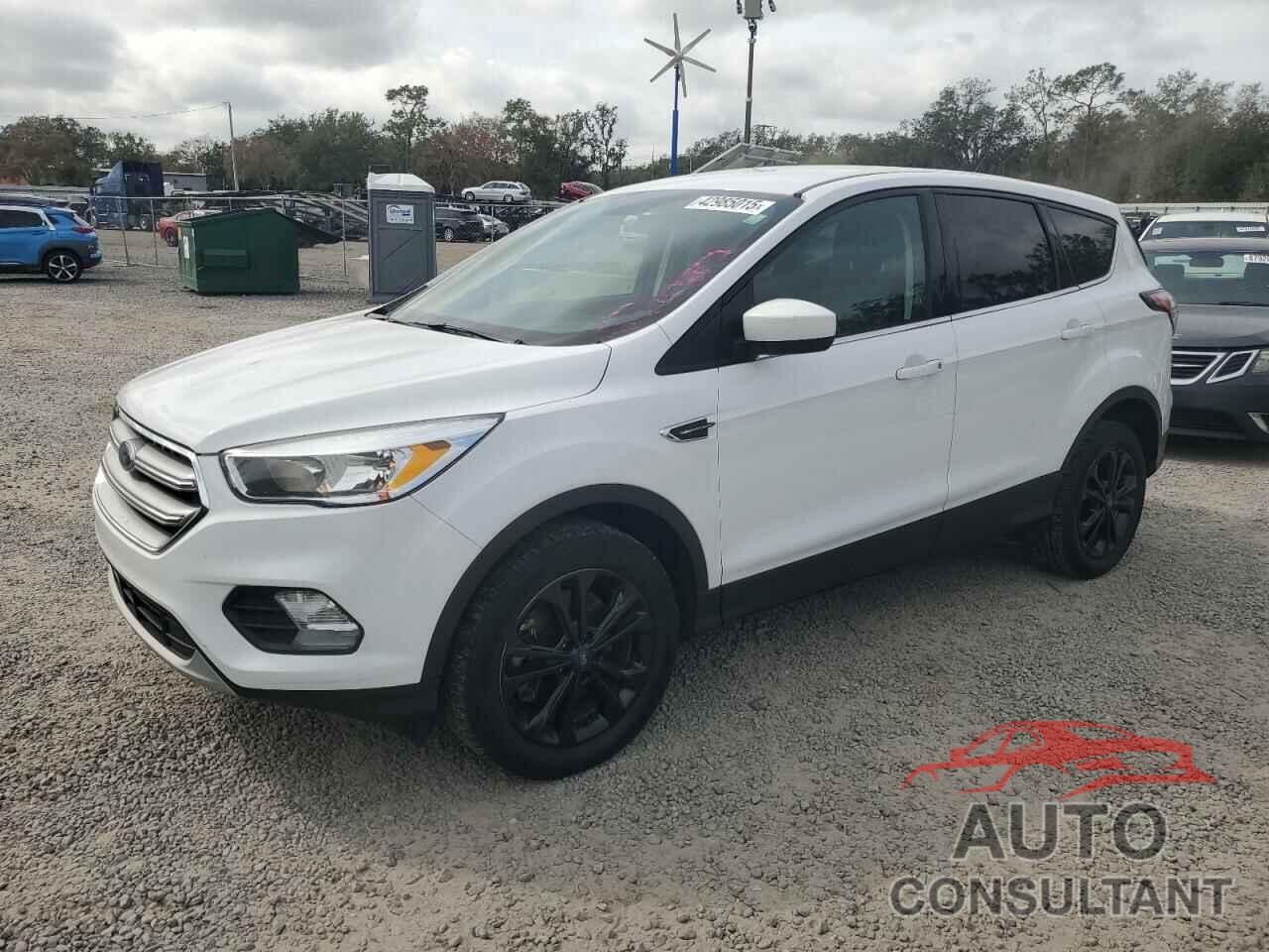 FORD ESCAPE 2017 - 1FMCU9GD6HUE93021