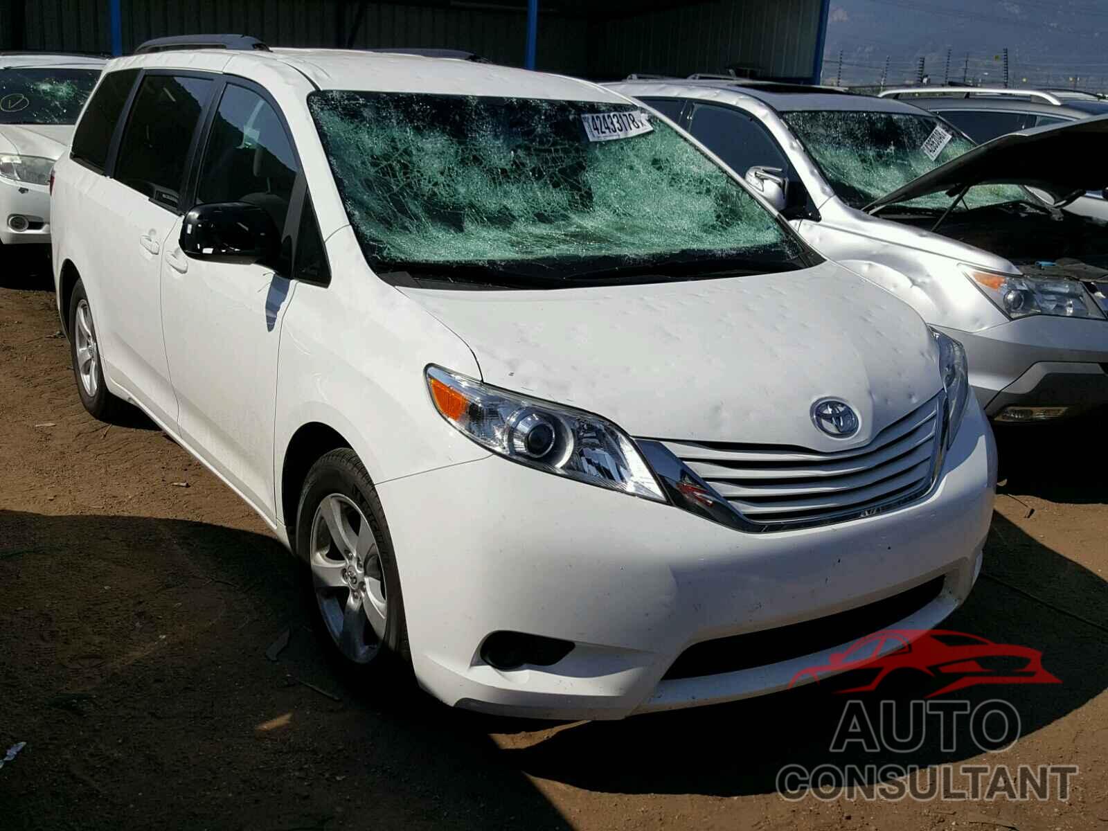 TOYOTA SIENNA LE 2017 - 5TDKZ3DCXHS810443