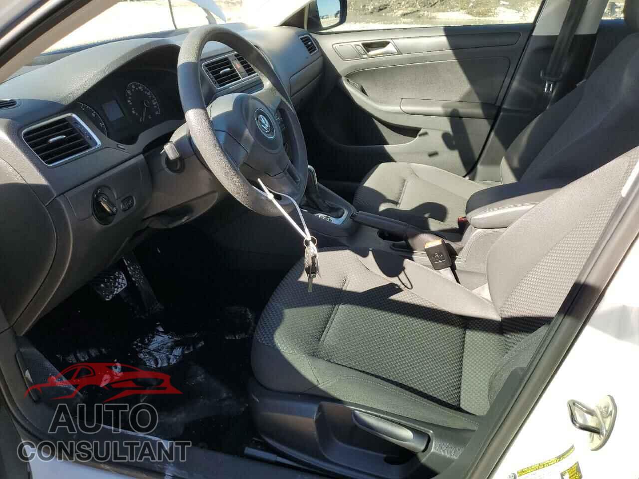 VOLKSWAGEN JETTA 2014 - 3VW2K7AJ2EM356583