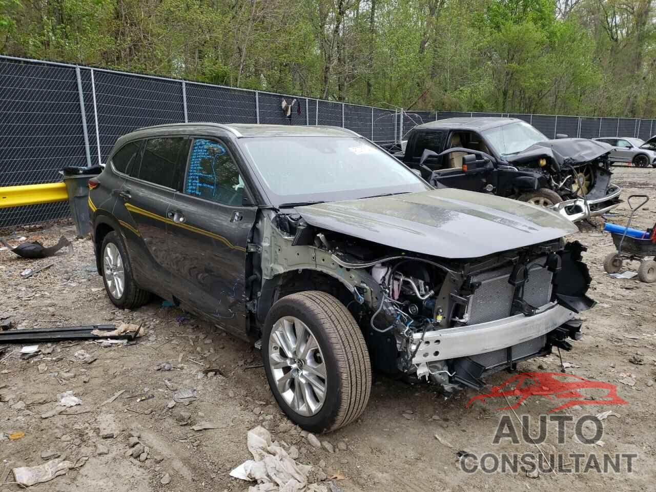 TOYOTA HIGHLANDER 2021 - 5TDDZRBH6MS545010