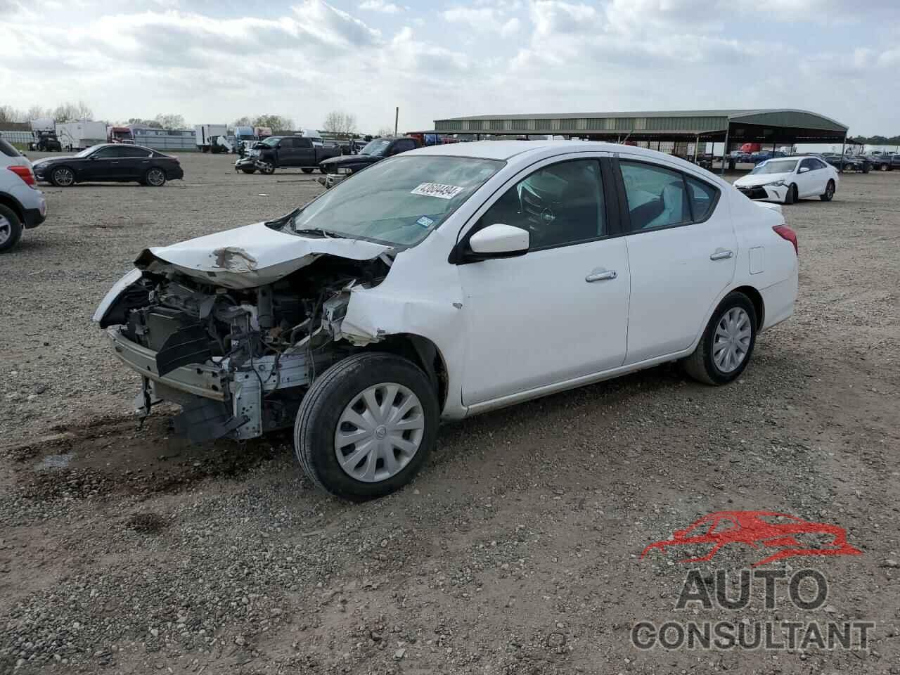 NISSAN VERSA 2018 - 3N1CN7AP7JL878812