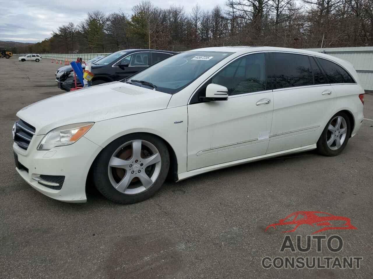 MERCEDES-BENZ R-CLASS 2011 - 4JGCB2FE2BA116296