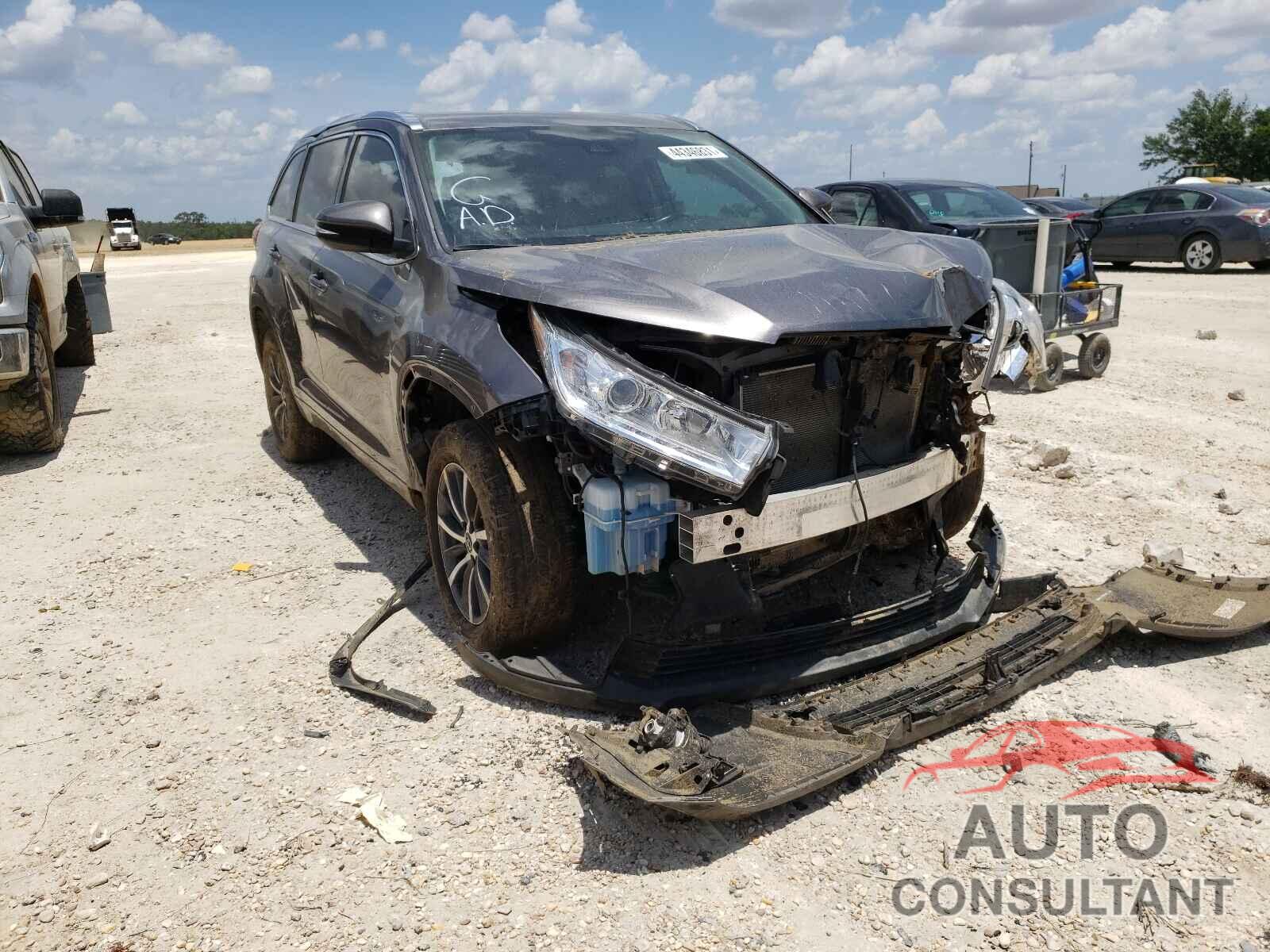 TOYOTA HIGHLANDER 2018 - 5TDKZRFH2JS540495