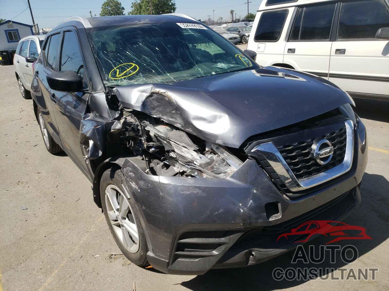 NISSAN KICKS 2019 - 3N1CP5CU2KL546456