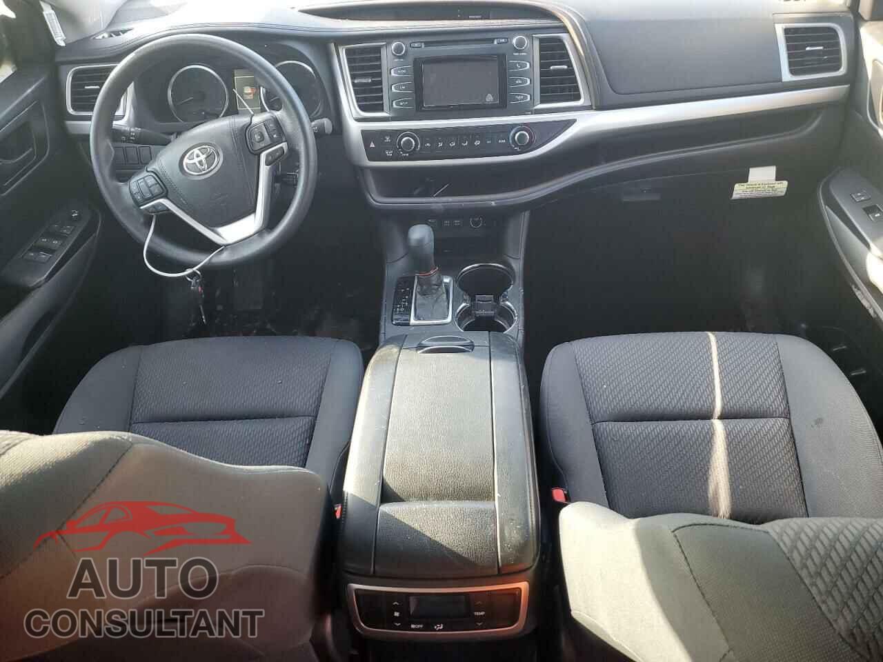 TOYOTA HIGHLANDER 2018 - 5TDZZRFH9JS259924