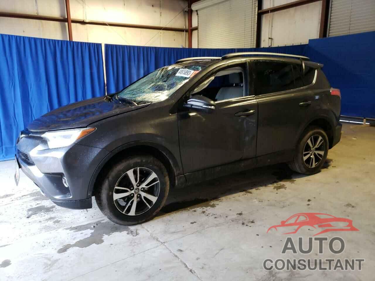 TOYOTA RAV4 2017 - JTMRFREV0HJ115492
