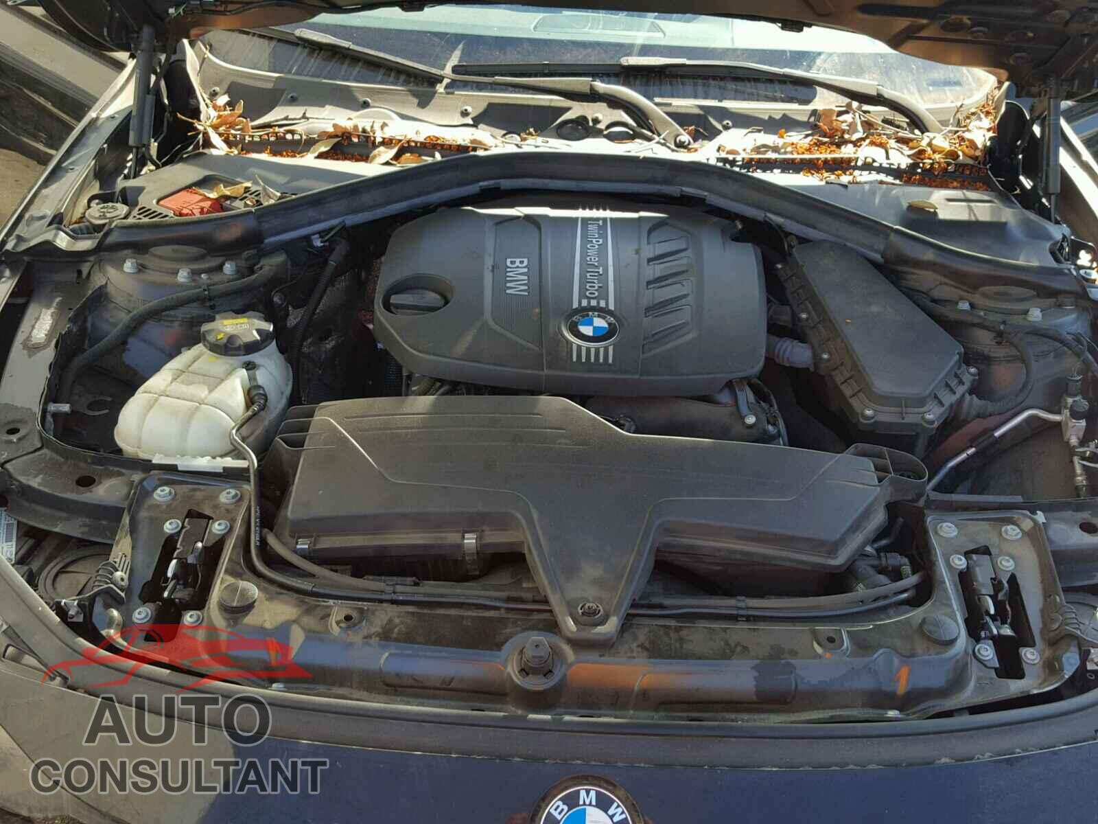 BMW 3 SERIES 2015 - WBA3D3C56FK158525