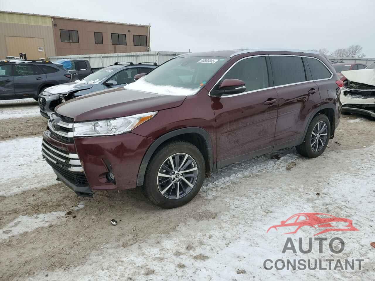 TOYOTA HIGHLANDER 2019 - 5TDJZRFH2KS933555