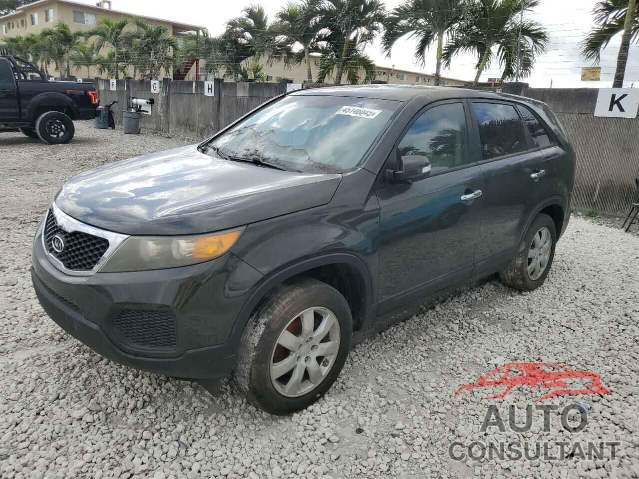 KIA SORENTO 2011 - 5XYKT3A17BG137037