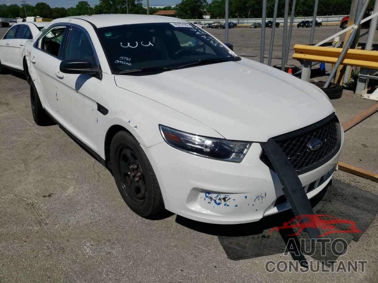 FORD TAURUS 2017 - 1FAHP2L80HG123804