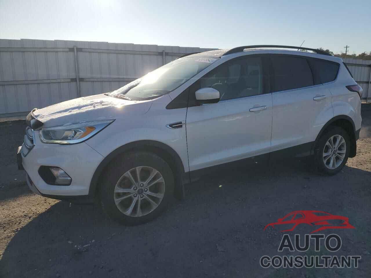 FORD ESCAPE 2017 - 1FMCU9GD3HUA36649