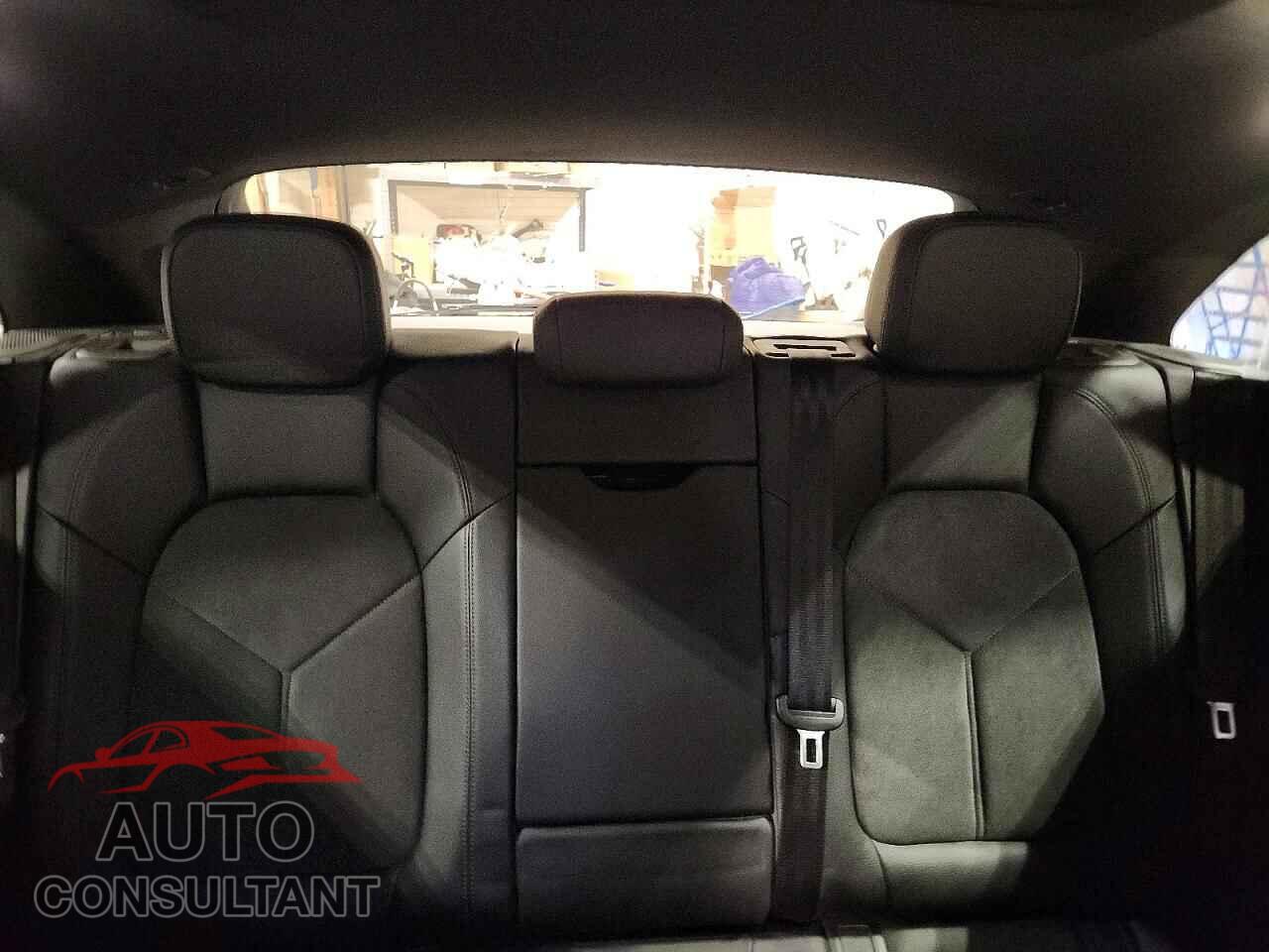 PORSCHE MACAN 2021 - WP1AB2A59MLB34321
