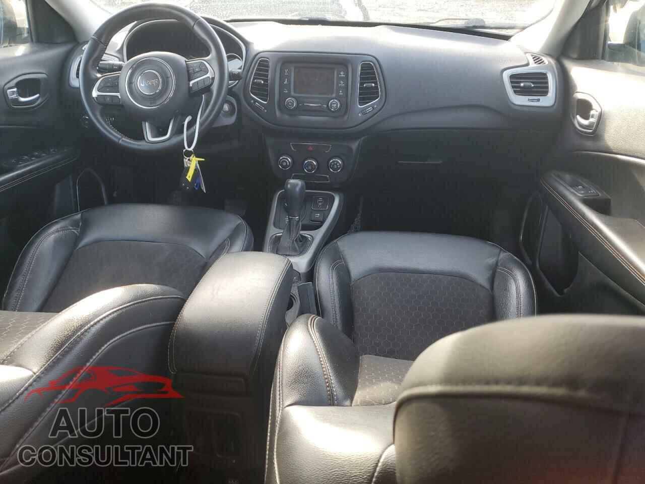 JEEP COMPASS 2018 - 3C4NJDBB7JT436082