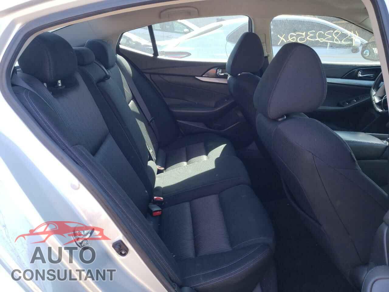 NISSAN MAXIMA 2017 - 1N4AA6AP8HC445084