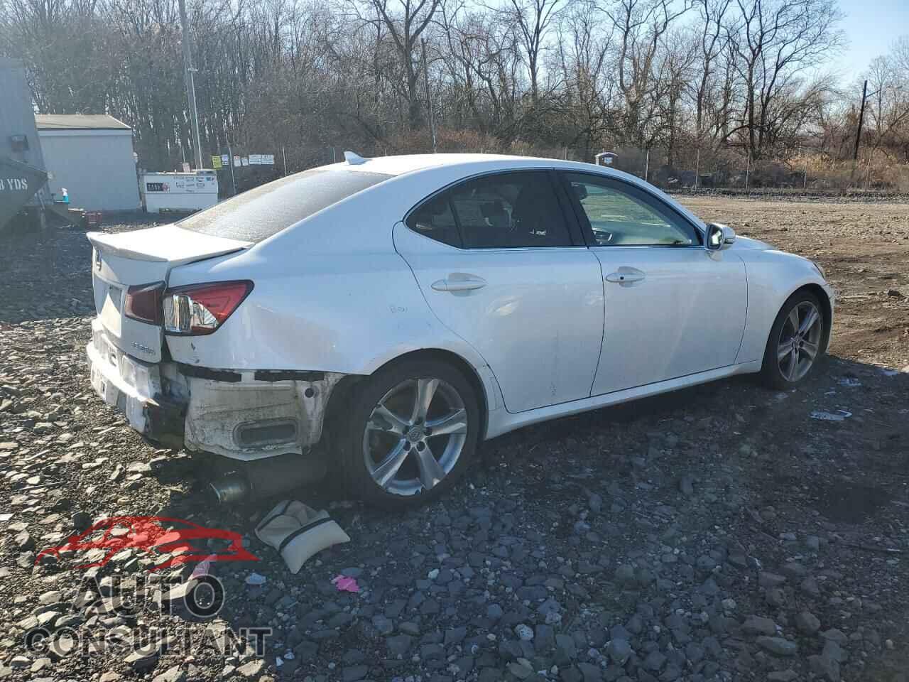 LEXUS IS 2013 - JTHBF5C23D5192975
