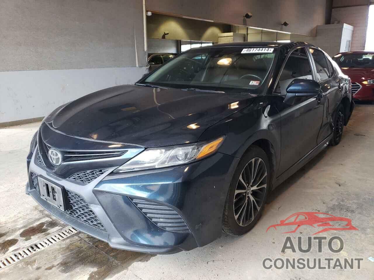 TOYOTA CAMRY 2018 - 4T1B11HK8JU502505