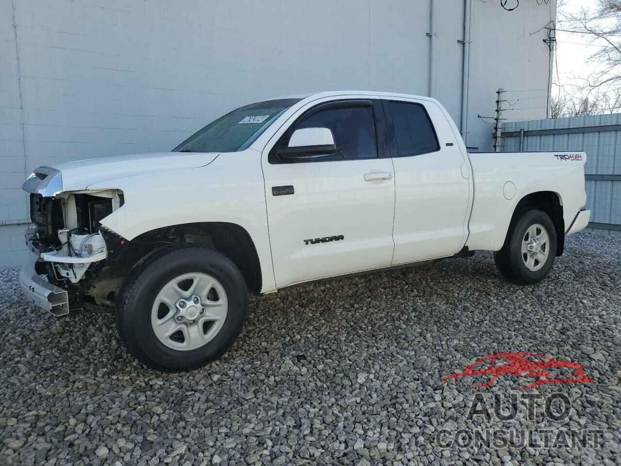 TOYOTA TUNDRA 2019 - 5TFUY5F17KX784548