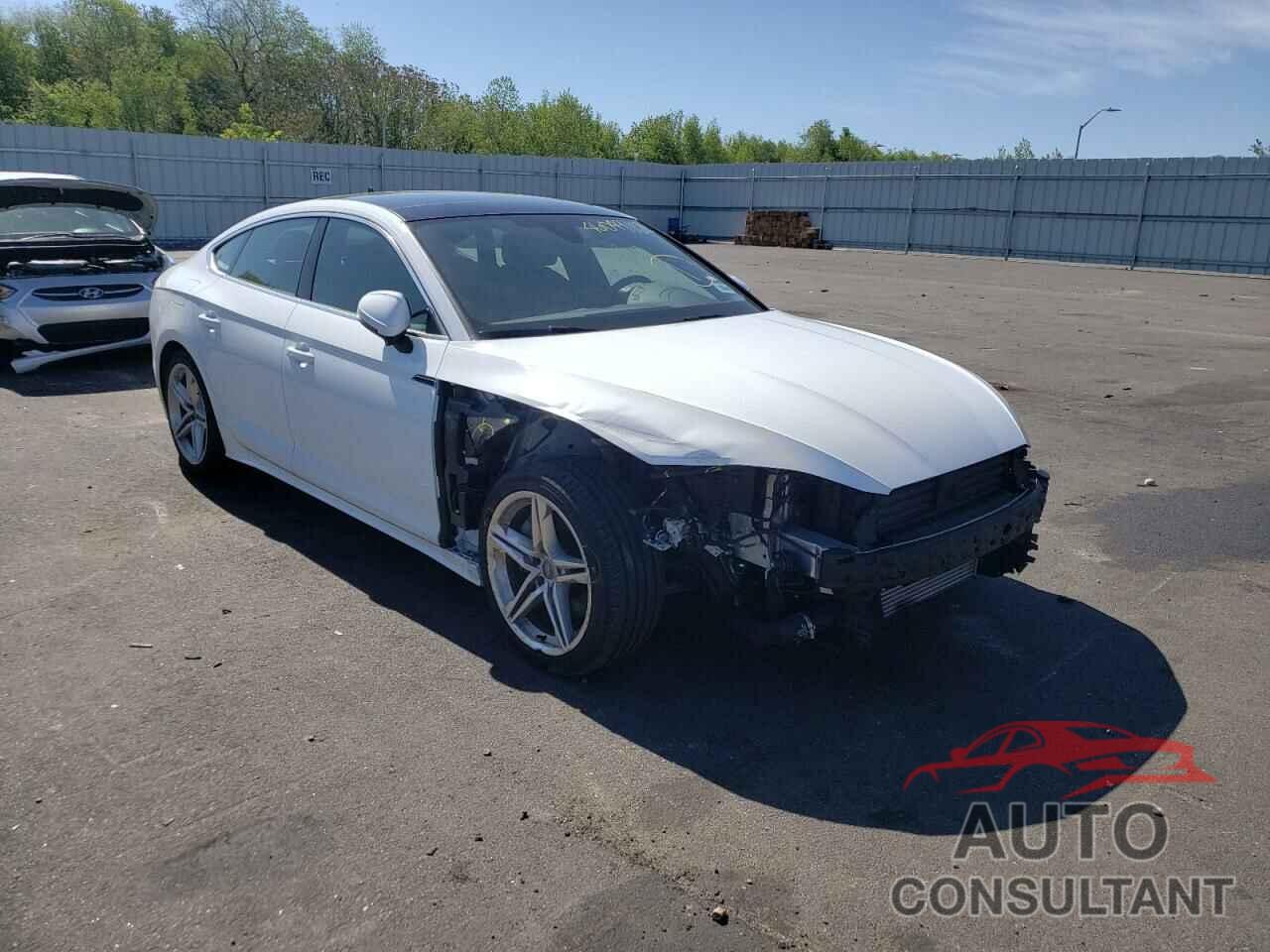 AUDI A5 2021 - WAUDACF54MA016900