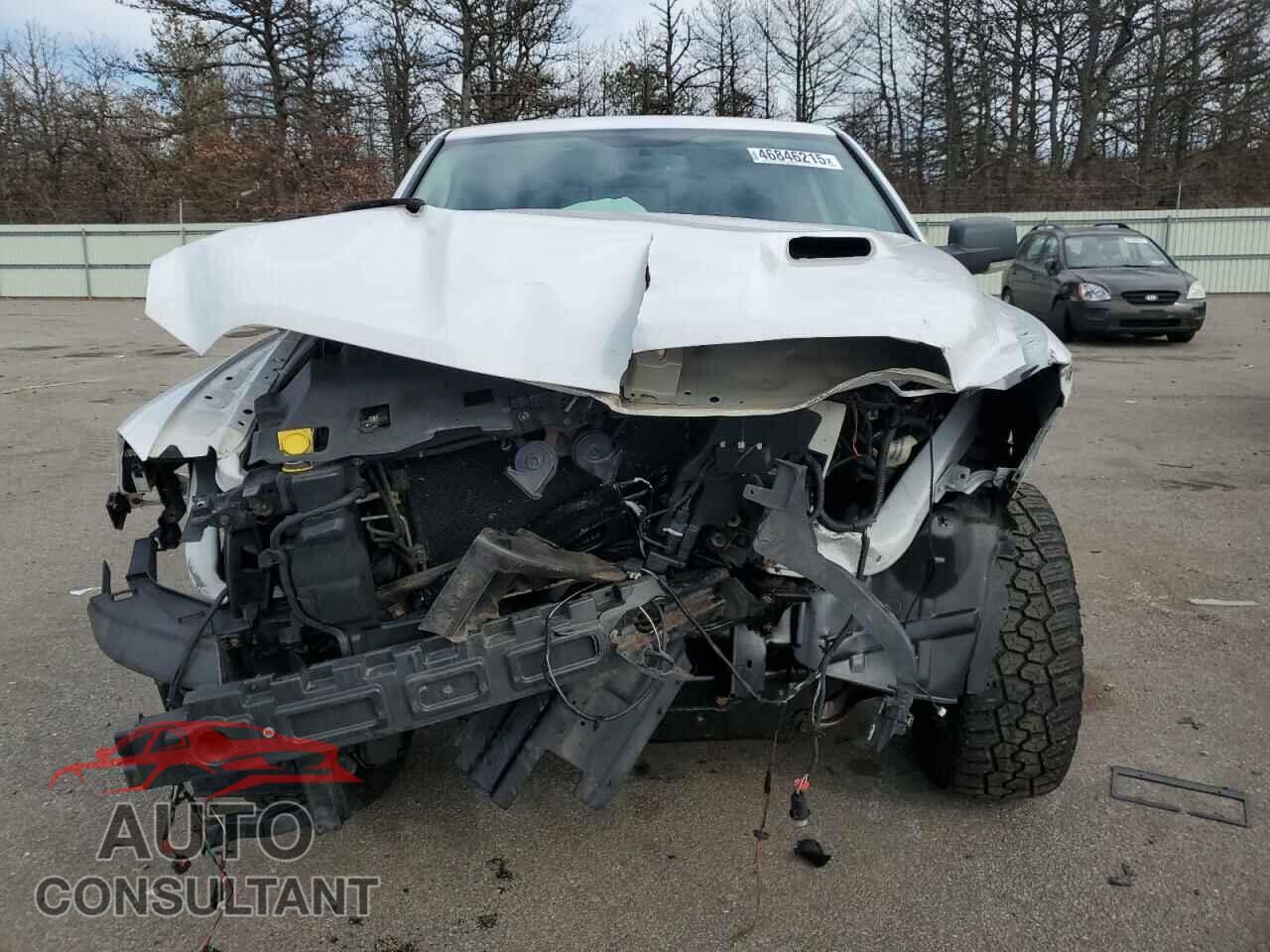 DODGE RAM 1500 2012 - 1C6RD7MT6CS271234