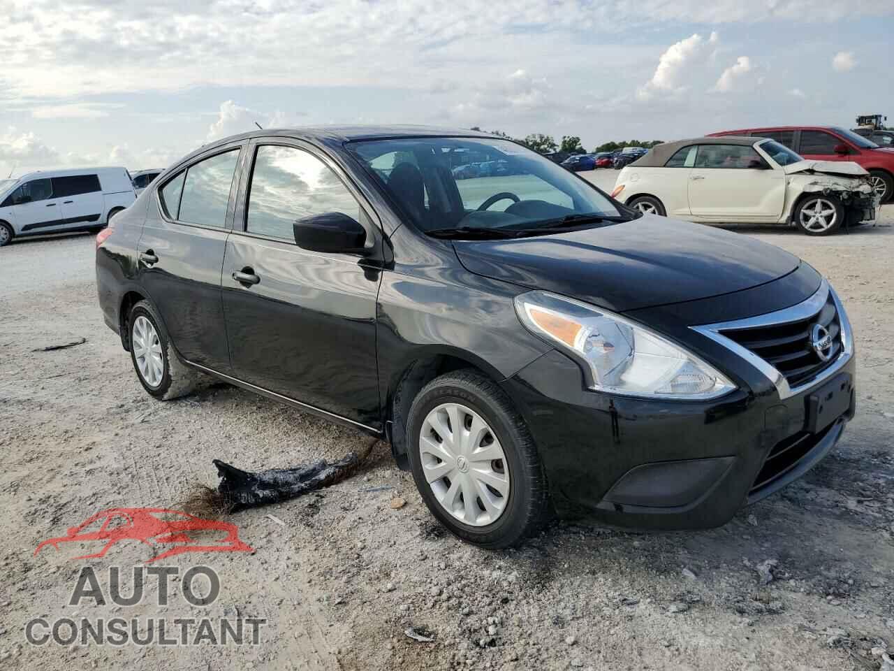 NISSAN VERSA 2017 - 3N1CN7AP1HL855228