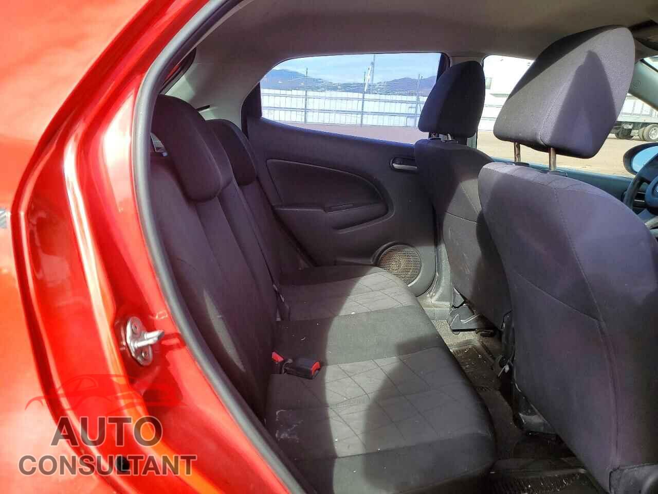 MAZDA 2 2013 - JM1DE1KY3D0161587