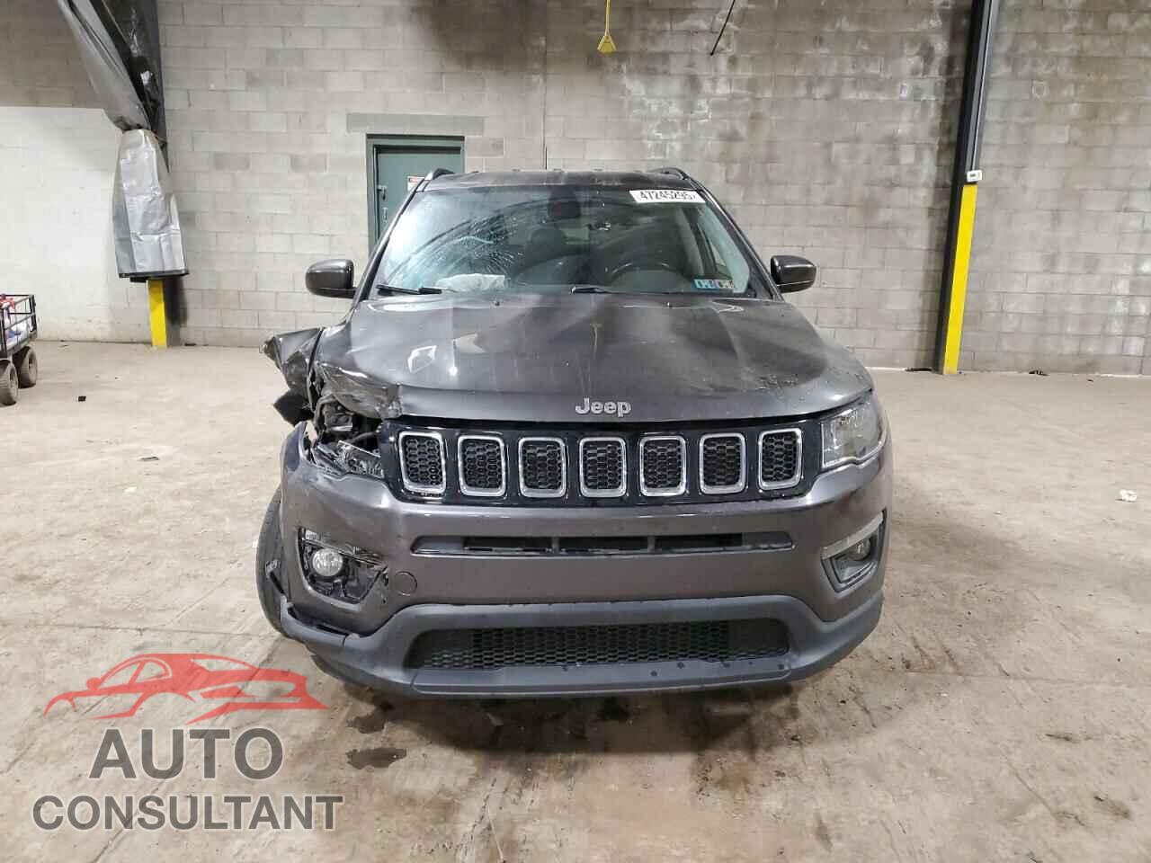 JEEP COMPASS 2018 - 3C4NJDBBXJT131899
