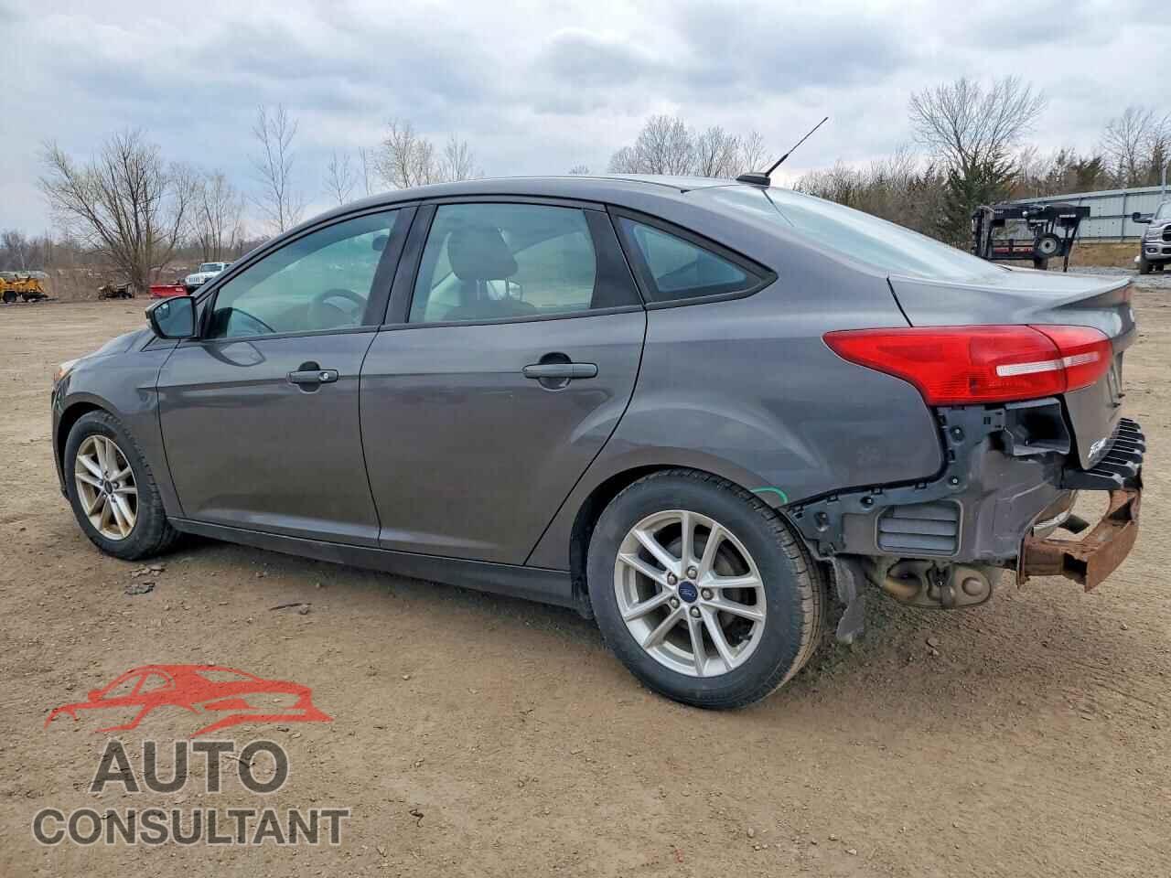 FORD FOCUS 2015 - 1FADP3F2XFL297623