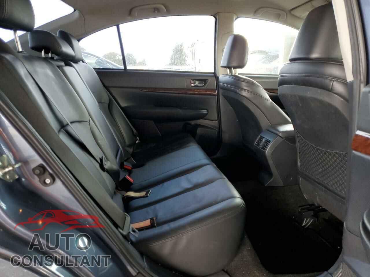 SUBARU LEGACY 2013 - 4S3BMDJ65D2032007