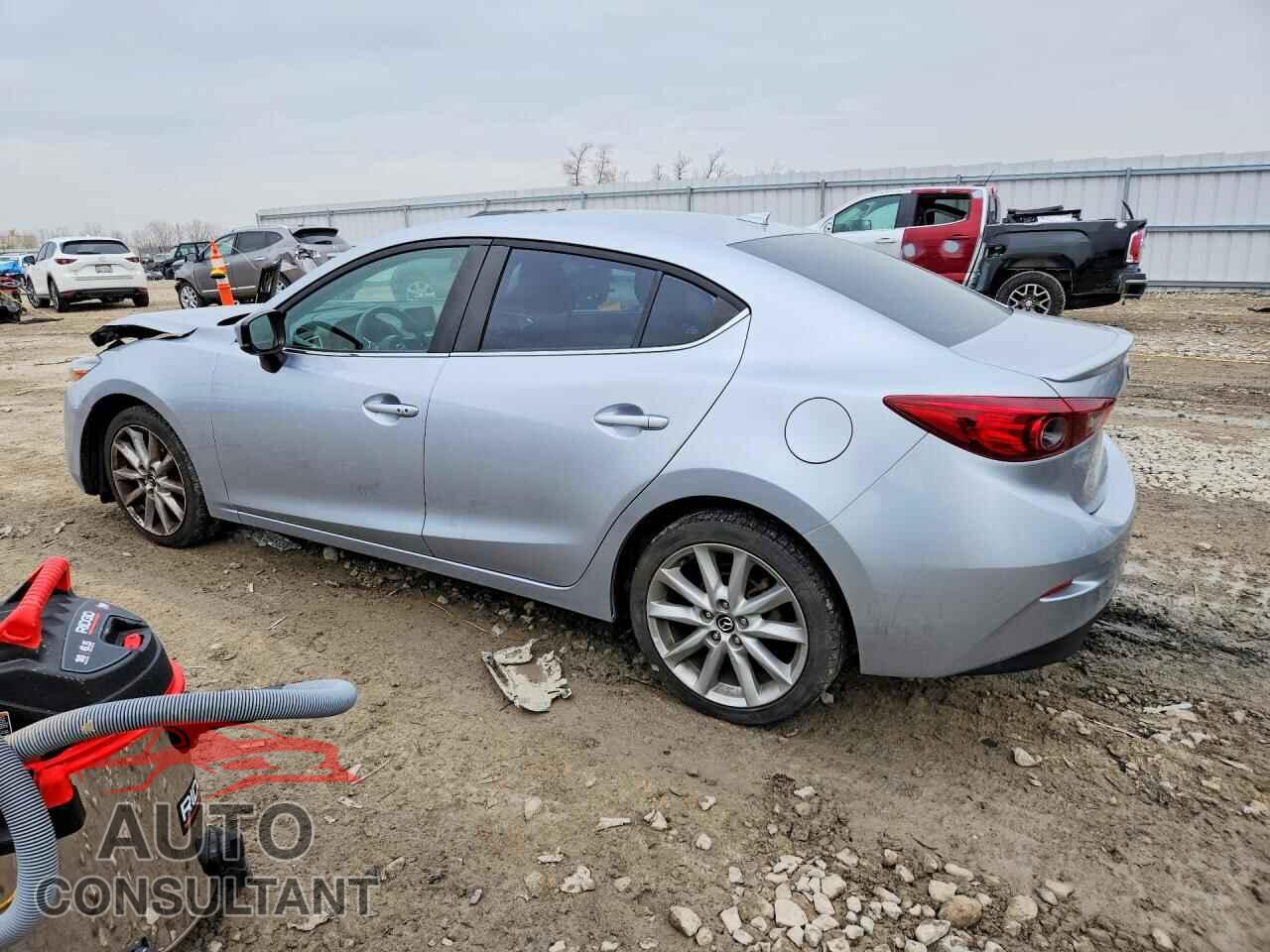MAZDA 3 2017 - 3MZBN1V78HM125520