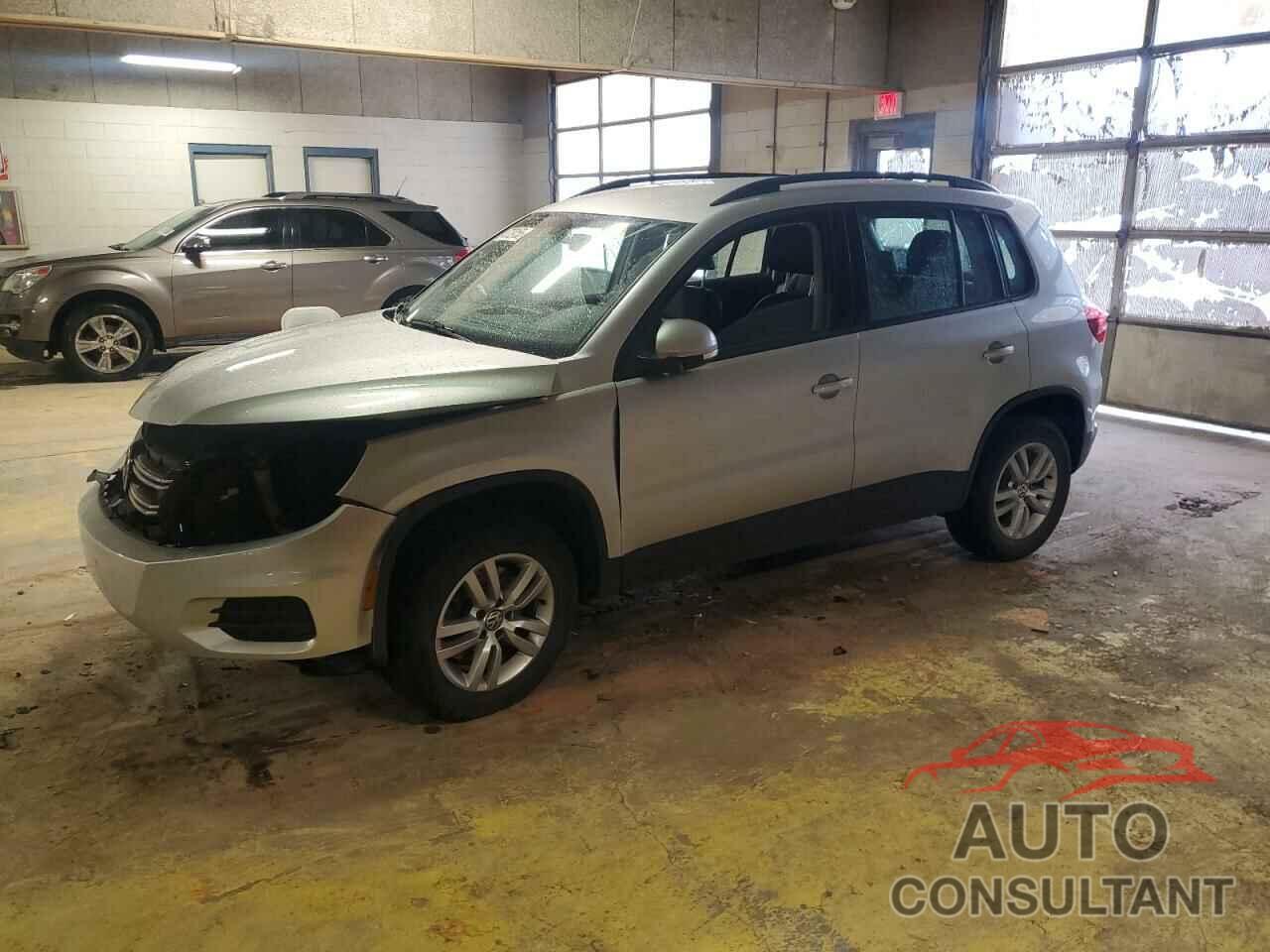 VOLKSWAGEN TIGUAN 2017 - WVGAV7AX9HK004280