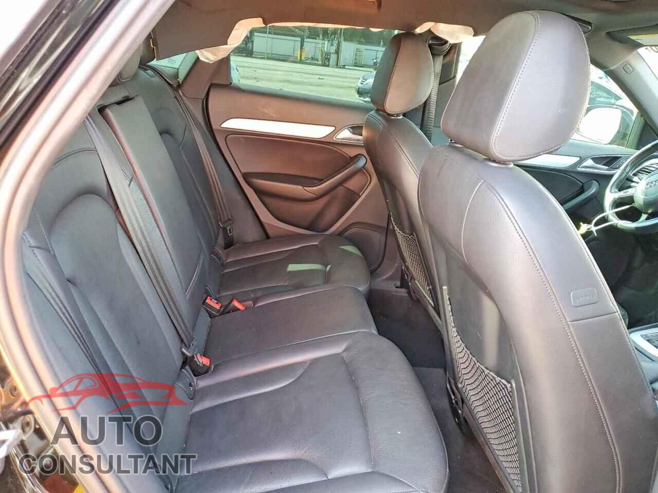 AUDI Q3 2017 - WA1BCCFS2HR007186