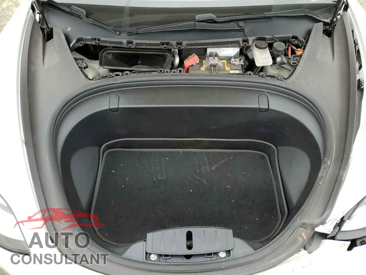 TESLA MODEL 3 2018 - 5YJ3E1EB9JF066712