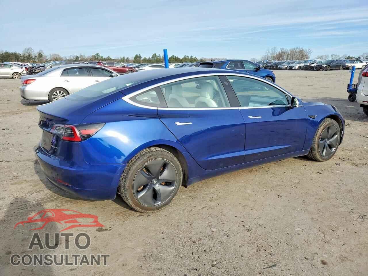 TESLA MODEL 3 2018 - 5YJ3E1EB5JF096502