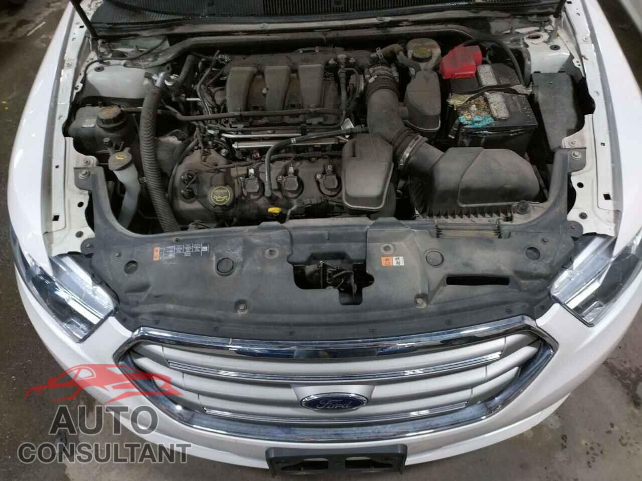 FORD TAURUS 2016 - 1FAHP2E82GG141653