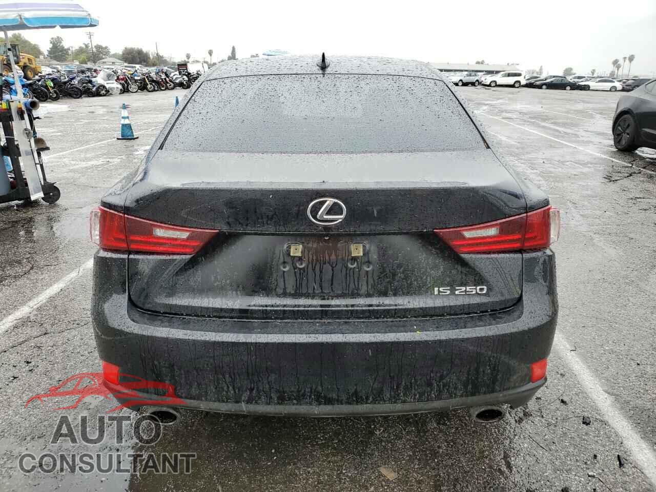 LEXUS IS 2014 - JTHBF1D25E5022559
