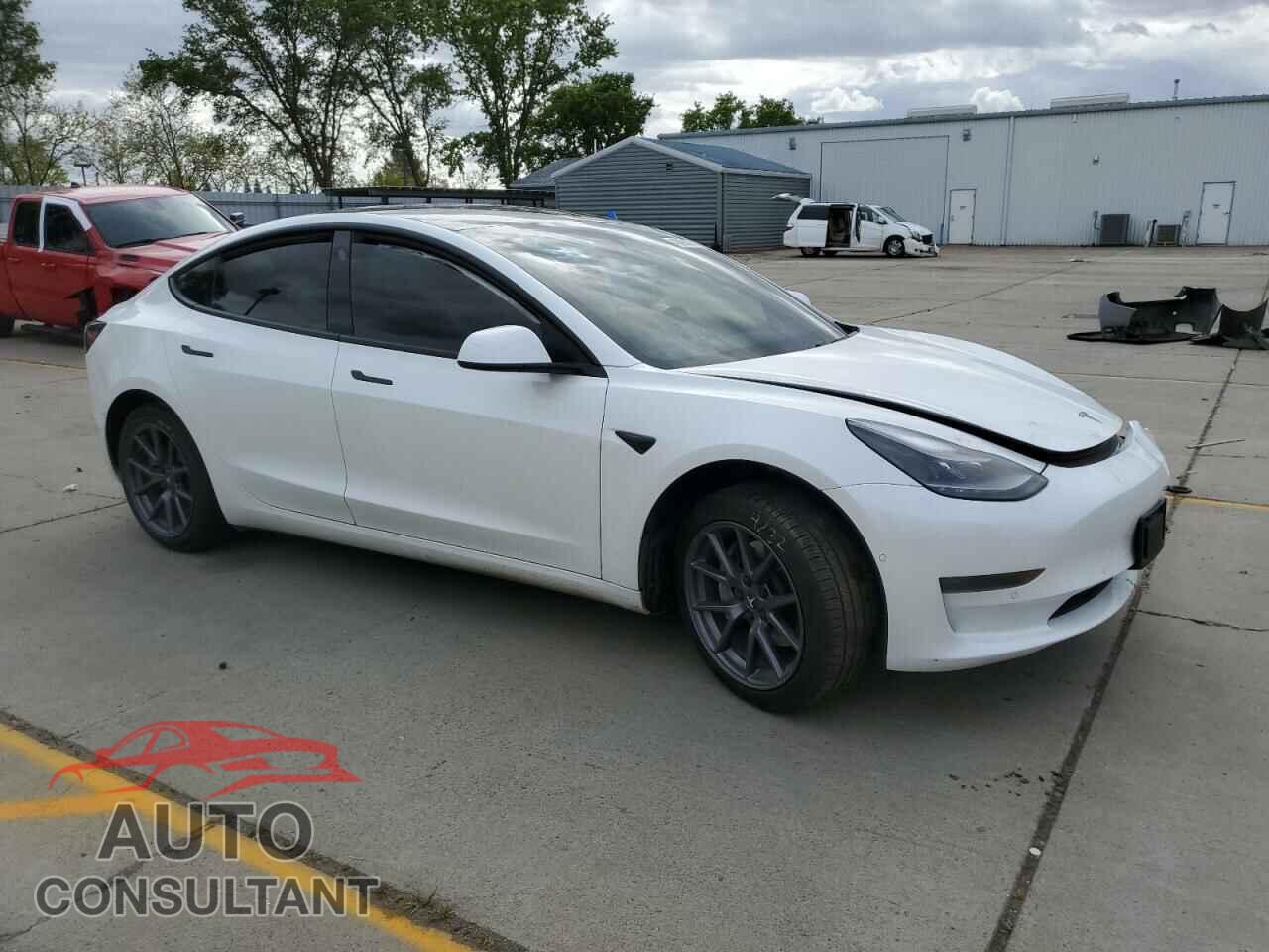 TESLA MODEL 3 2021 - 5YJ3E1EA8MF077650