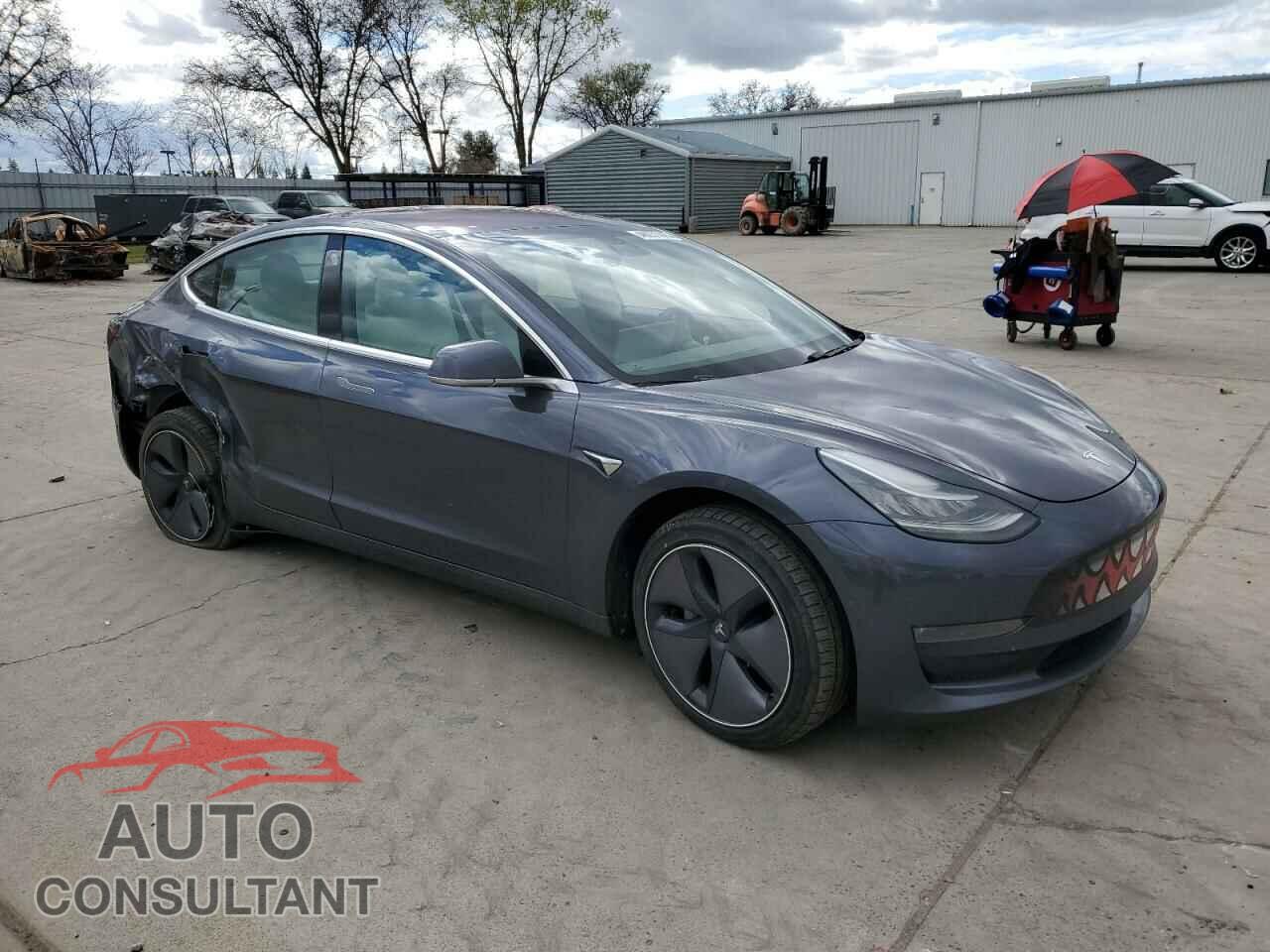 TESLA MODEL 3 2018 - 5YJ3E1EB4JF096099