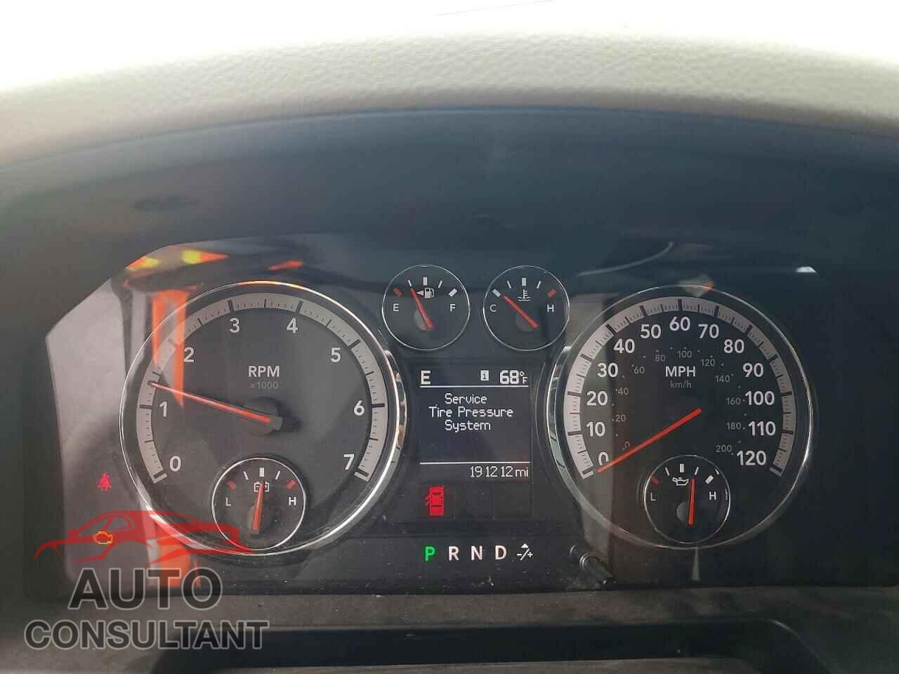 DODGE RAM 1500 2012 - 1C6RD7LP8CS265357