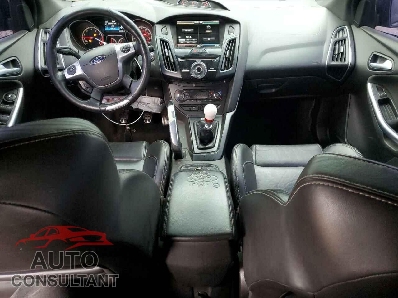 FORD FOCUS 2014 - 1FADP3L92EL144301