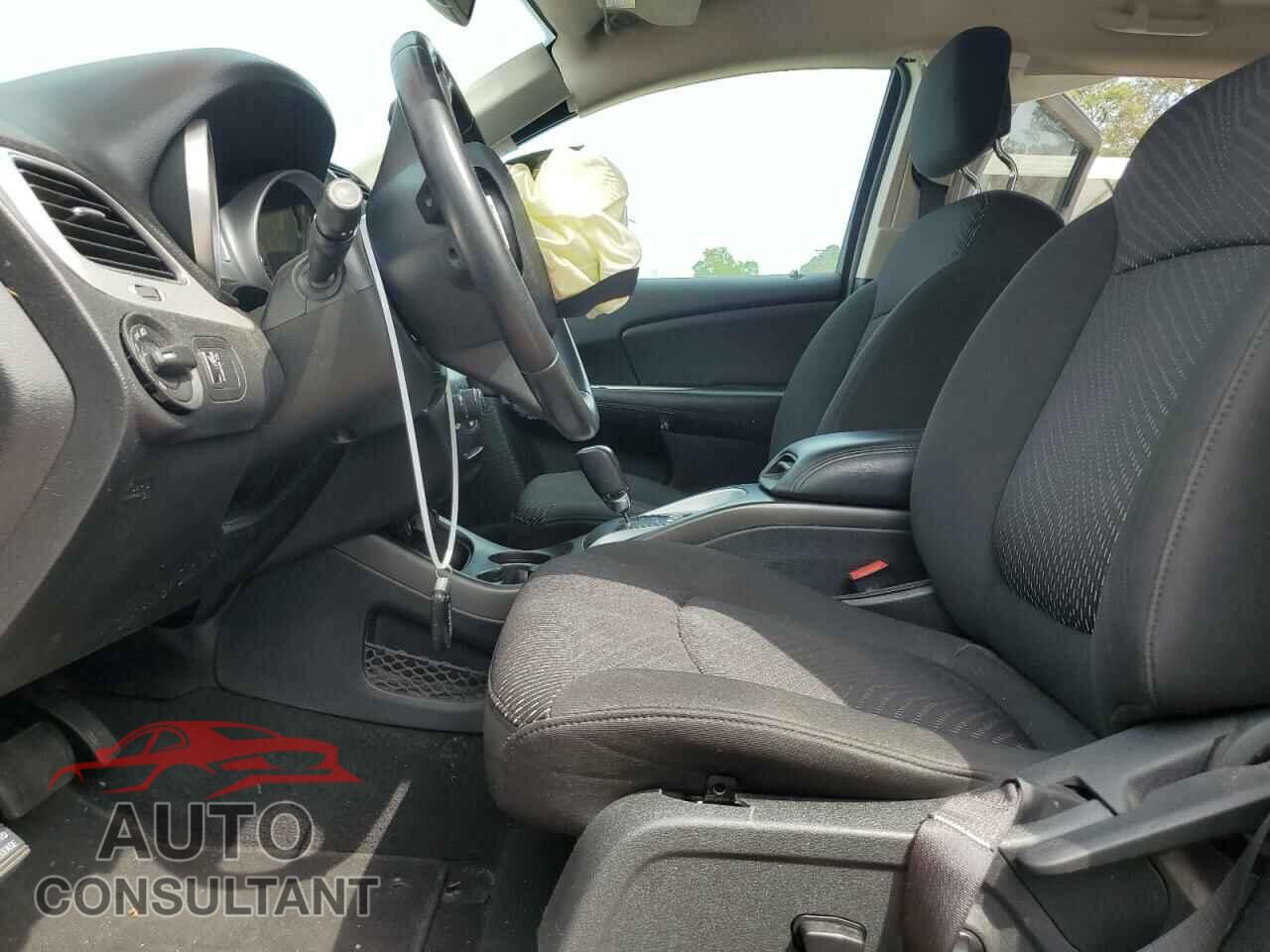 DODGE JOURNEY 2020 - 3C4PDCAB2LT279043
