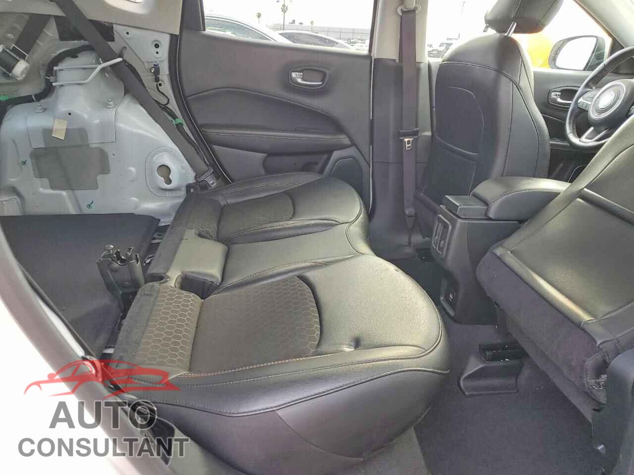 JEEP COMPASS 2020 - 3C4NJDBB8LT216663