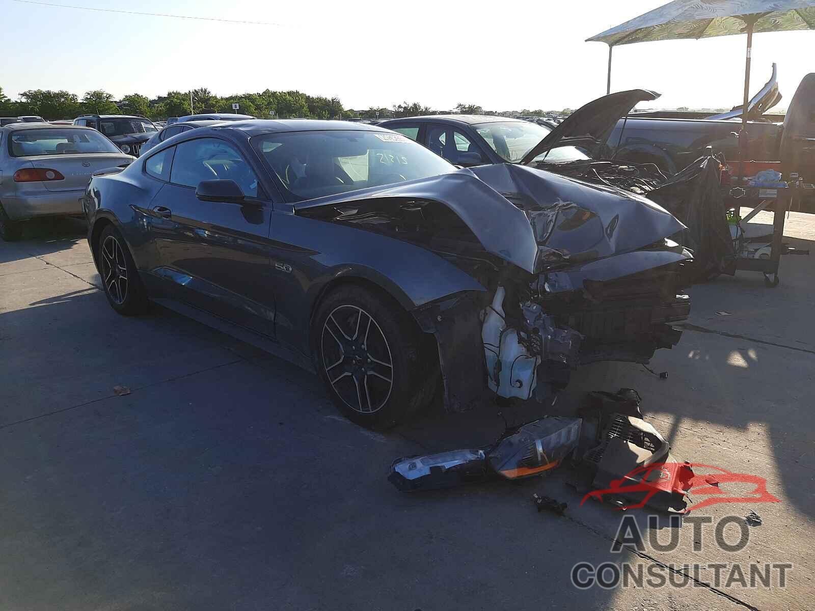 FORD MUSTANG 2020 - 1FA6P8CF6L5136022